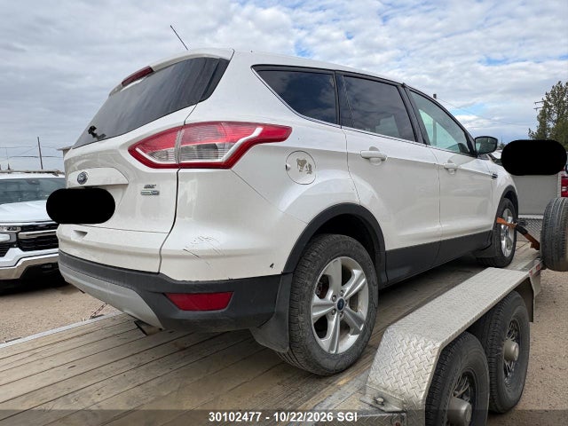 1FMCU9GX2FUA84800 Ford ESCAPE SE