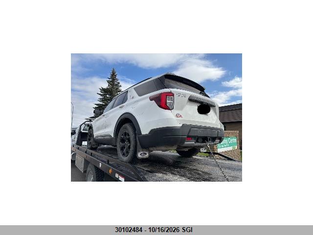 Ford Explorer Timberline 2023 1FMSK8JH4PGC08708 Image 3