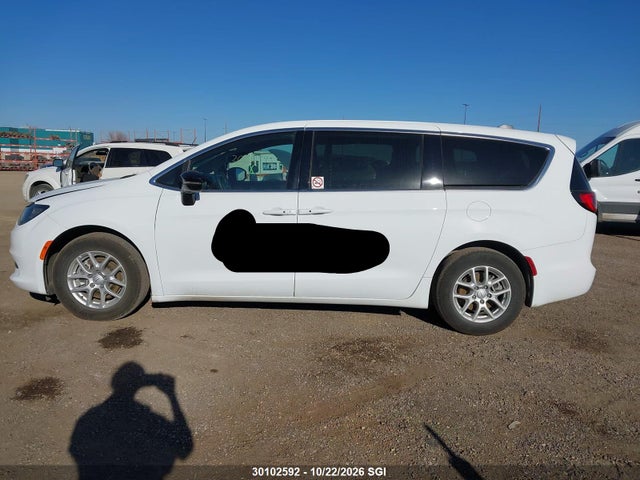 Продаж на аукціоні авто 2025 Chrysler Grand Caravan Sxt, vin: 2C4RC1ZGXSR596649, номер лоту: 30102592