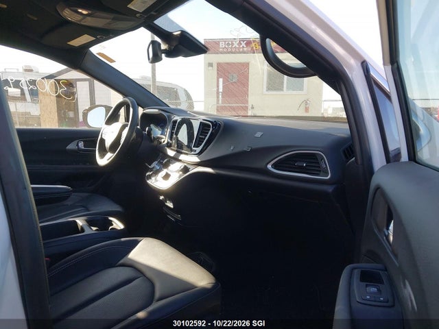 Продаж на аукціоні авто 2025 Chrysler Grand Caravan Sxt, vin: 2C4RC1ZGXSR596649, номер лоту: 30102592