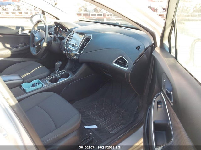 Chevrolet CRUZE LT 2018 1G1BE5SM9J7193791 Image 5