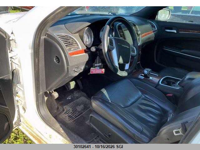 Chrysler 300 2014 2C3CCARG9EH383292 Image 5