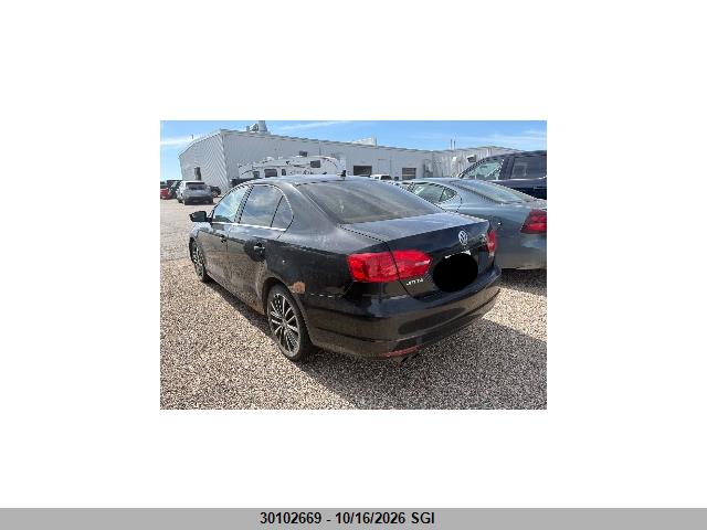 30102669 :رقم المزاد ، 3VWLL7AJ9BM118047 vin ، 2011 Volkswagen Jetta Tdi مزاد بيع