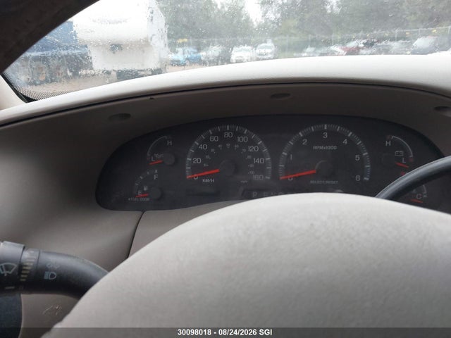 30098018 :رقم المزاد ، 1FTRW08L62KE12144 vin ، 2002 Ford F150 Supercrew مزاد بيع