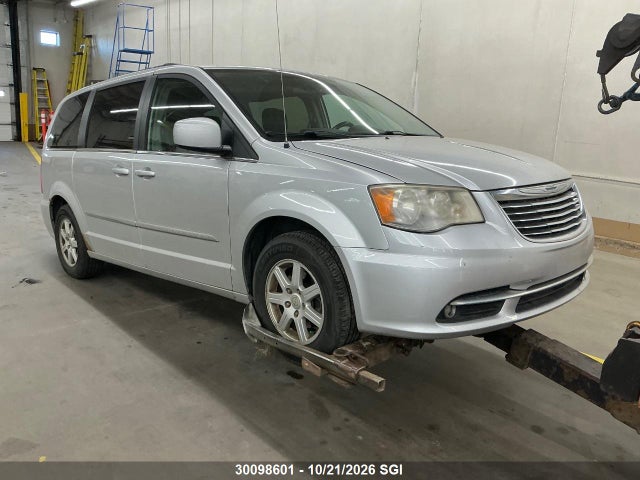 30098601 :رقم المزاد ، 2A4RR5DG0BR754200 vin ، 2011 Chrysler Town & Country Touring مزاد بيع