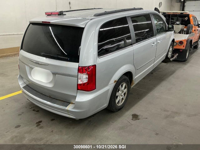30098601 :رقم المزاد ، 2A4RR5DG0BR754200 vin ، 2011 Chrysler Town & Country Touring مزاد بيع