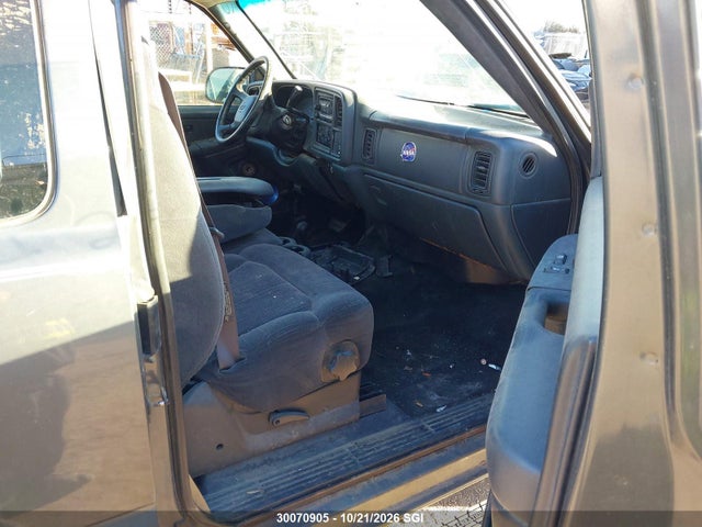 Aukcja sprzedaży 2002 Chevrolet Silverado K1500, vin: 2GCEK19VX21185508, numer aukcji: 30070905