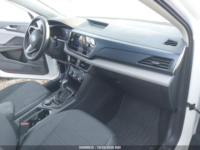 Volkswagen TAOS SE 2024 3VVVX7B27RM043447 Image 5