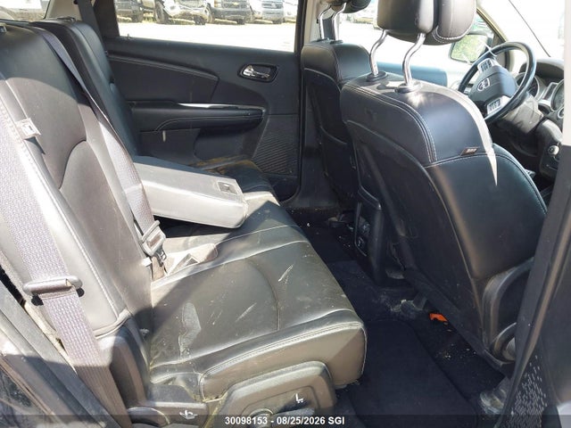 30098153 :رقم المزاد ، 3C4PDDFG5FT522021 vin ، 2015 Dodge Journey R/t مزاد بيع