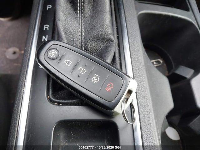 1FMCU9HD6KUC10607 Ford ESCAPE SEL