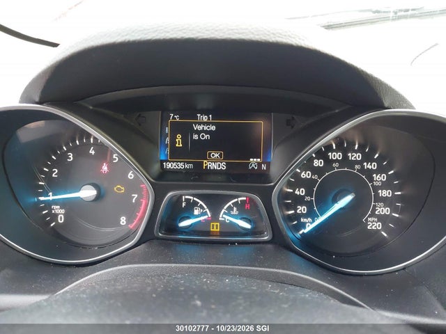 1FMCU9HD6KUC10607 Ford ESCAPE SEL