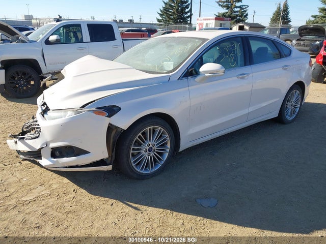 3FA6P0T95FR201326 Ford FUSION SE