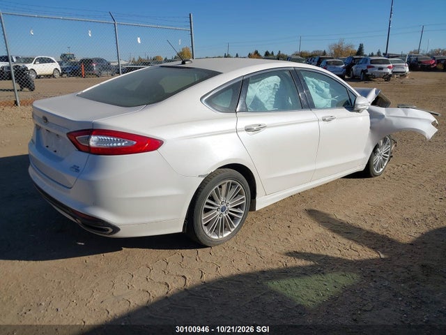 3FA6P0T95FR201326 Ford FUSION SE