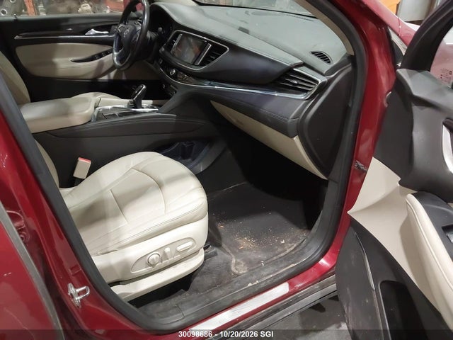 30098686 :رقم المزاد ، 5GAEVAKW6JJ276890 vin ، 2018 Buick Enclave Essence مزاد بيع
