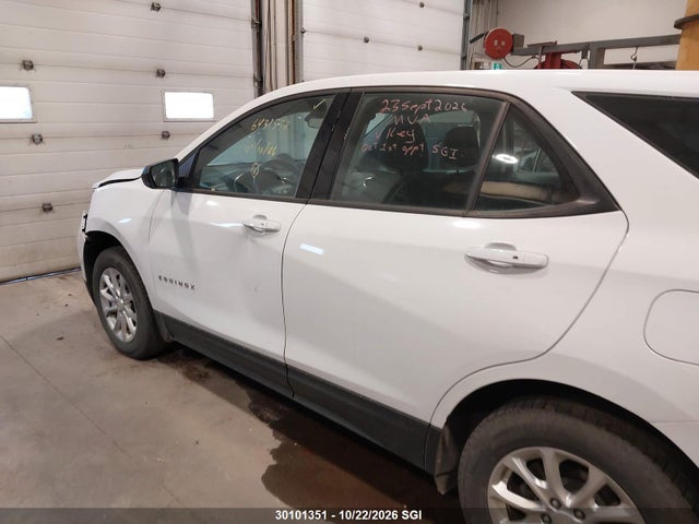 Chevrolet EQUINOX LS 2018 2GNAXREVXJ6294273 Image 15