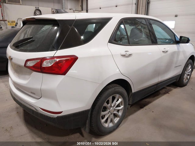 Chevrolet EQUINOX LS 2018 2GNAXREVXJ6294273 Image 4