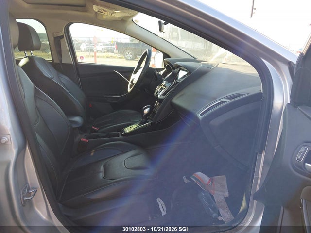 1FADP3N24JL296395 Ford Focus Titanium