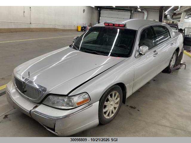 Продаж на аукціоні авто 2008 Lincoln Town Car Signature Limited, vin: 2LNHM82V38X647368, номер лоту: 30098809