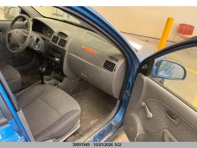 30091949 :رقم المزاد ، KNADC125146349465 vin ، 2004 Kia Rio مزاد بيع
