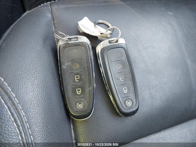 1FMCU9J94EUE02893 Ford Escape Titanium