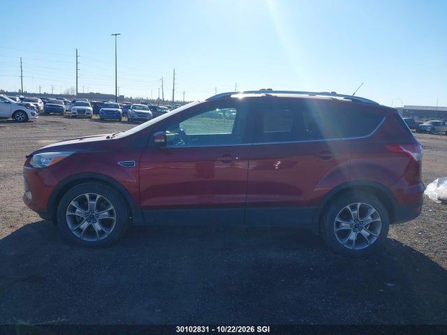 1FMCU9J94EUE02893 Ford Escape Titanium