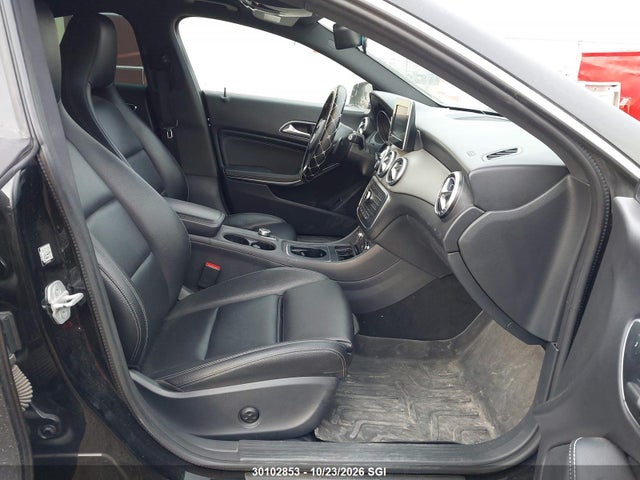 Mercedes-Benz CLA 250 2016 WDDSJ4EB1GN386230 Image 5
