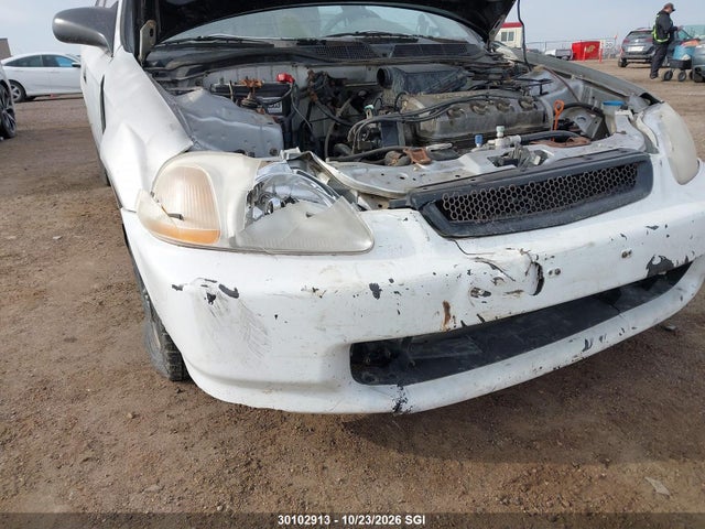 30102913 :رقم المزاد ، JHMEJ6538WS805457 vin ، 1998 Honda Civic Lx مزاد بيع