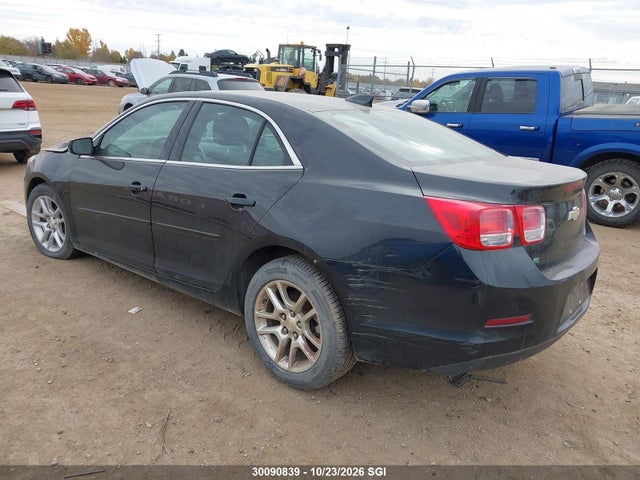 Chevrolet MALIBU 1LT 2015 1G11C5SL2FF302310 Image 3