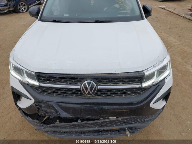 Volkswagen TAOS SE 2024 3VVLX7B20RM110929 Image 10