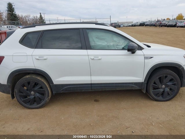 Volkswagen TAOS SE 2024 3VVLX7B20RM110929 Image 12