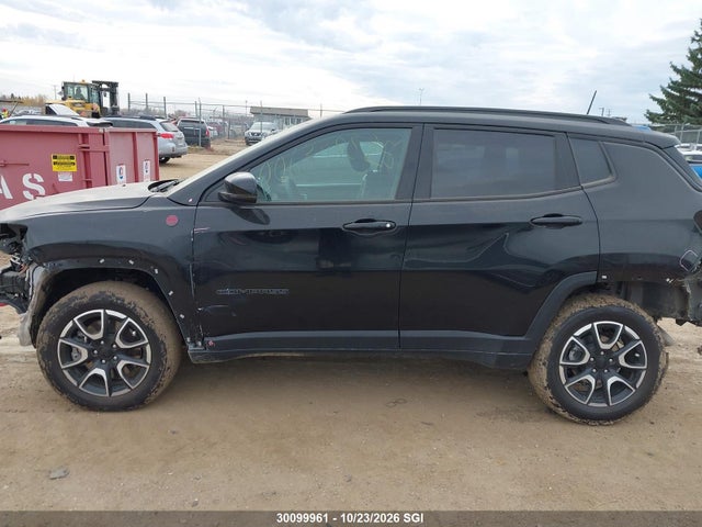 Jeep Compass Trailhawk 2024 3C4NJDDN6RT138268 Image 13