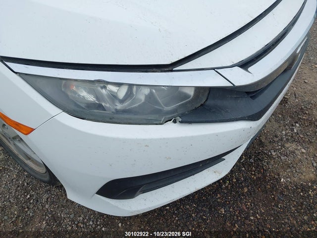 Honda Civic Lx 2018 2HGFC2E51JH009807 Image 16