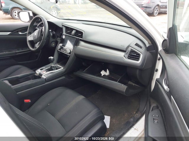 Honda Civic Lx 2018 2HGFC2E51JH009807 Image 5