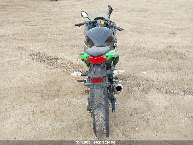 Kawasaki Ex300 B 2016 JKAEX8B15GDA30732 Image 6