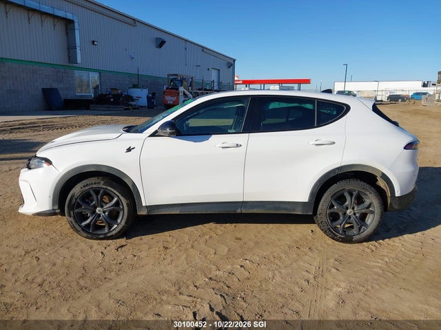 Продаж на аукціоні авто 2024 Dodge Hornet Gt, vin: ZACNDFAN5R3A40631, номер лоту: 30100452