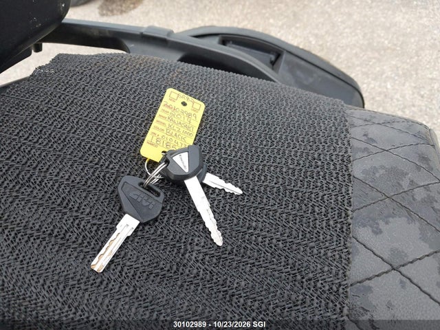 30102989 :رقم المزاد ، JKALZCA14EA010473 vin ، 2014 Kawasaki Klz1000a مزاد بيع