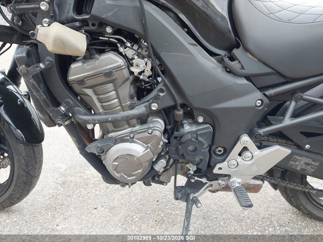 30102989 :رقم المزاد ، JKALZCA14EA010473 vin ، 2014 Kawasaki Klz1000a مزاد بيع