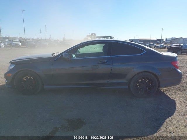 WDDGJ8JB3EG177818 Mercedes-Benz C 350 4matic