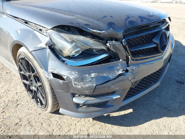 WDDGJ8JB3EG177818 Mercedes-Benz C 350 4matic