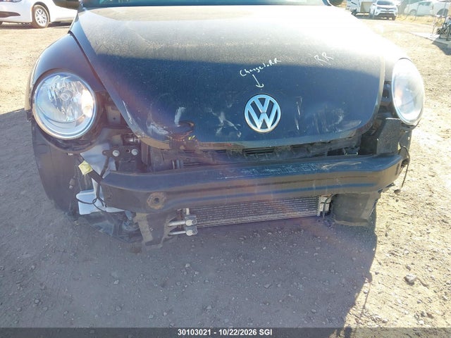 Volkswagen Beetle 1.8t 2015 3VWH07AT1FM653282 Image 16