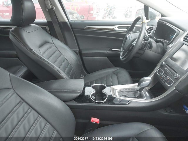 3FA6P0T96GR107392 Ford FUSION SE