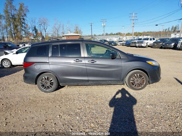 Mazda 5 Touring 2014 JM1CW2CL1E0170663 Image 13