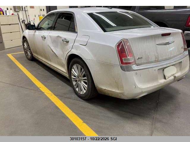 Chrysler 300c Luxury 2014 2C3CCAST1EH323109 Image 3