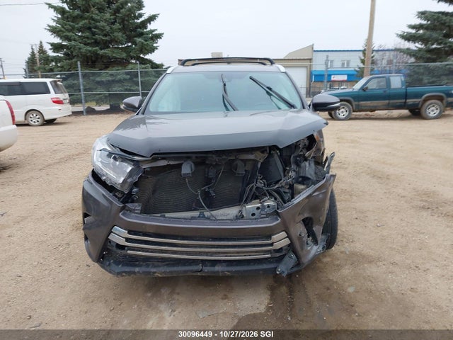 5TDJZRFH2HS420573 Toyota Highlander Se/xle