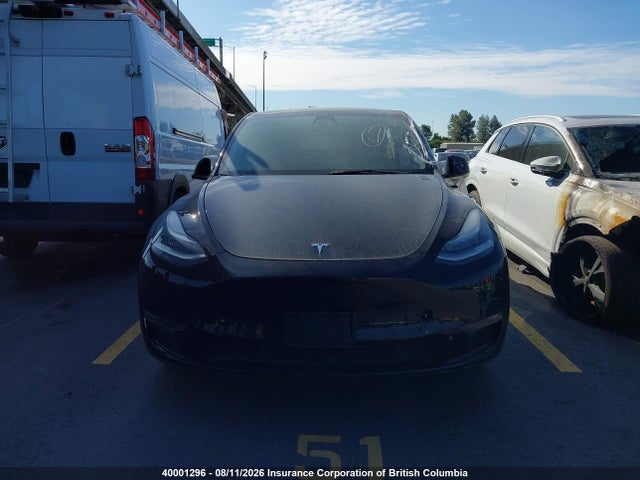 Tesla Model Y 2022 7SAYGDEE8NF424144 Image 13