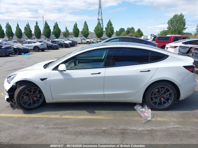 5YJ3E1EA2NF320547 Tesla MODEL 3