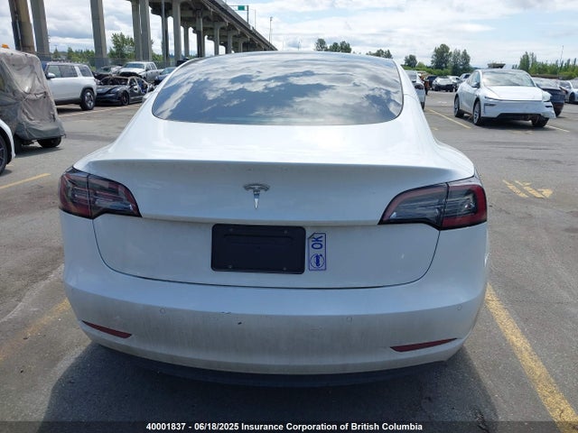 5YJ3E1EA2NF320547 Tesla MODEL 3