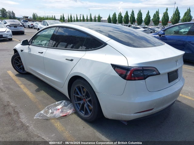 5YJ3E1EA2NF320547 Tesla MODEL 3