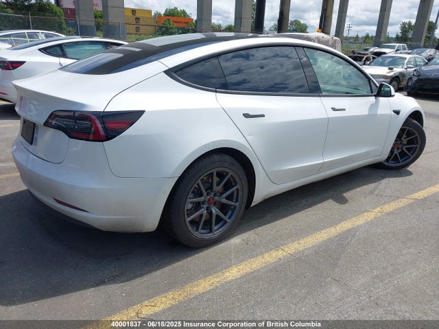 5YJ3E1EA2NF320547 Tesla MODEL 3