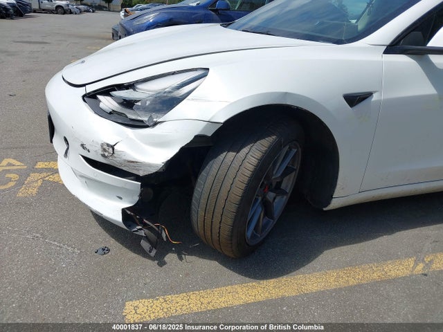 5YJ3E1EA2NF320547 Tesla MODEL 3